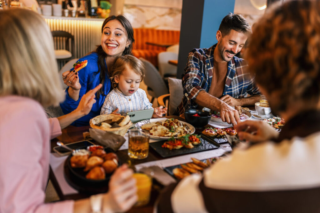 A Foodie’s Guide to Town Lake Hills North: Woodstock’s Underrated Culinary Gem